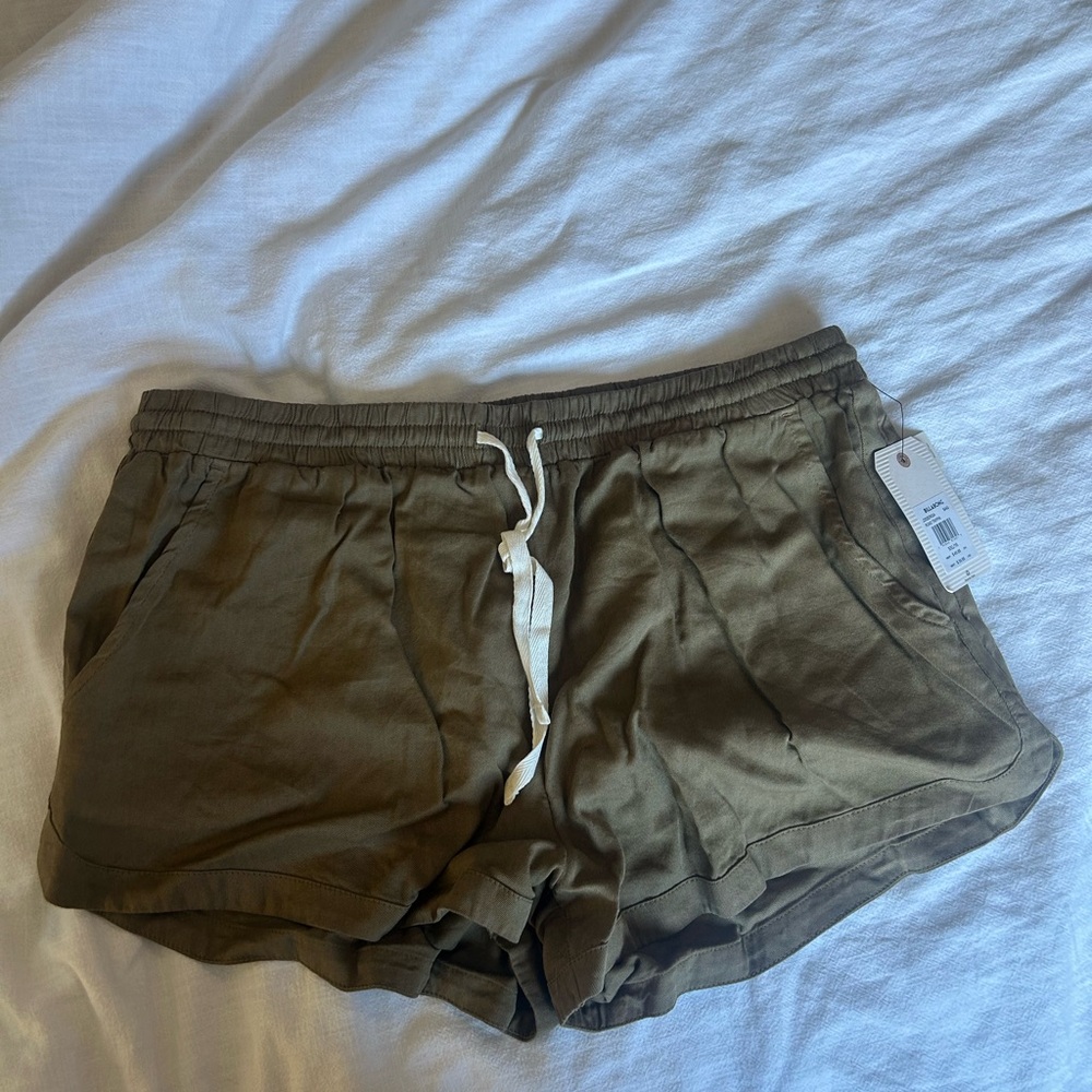 Billabong “Road Trippin” shorts